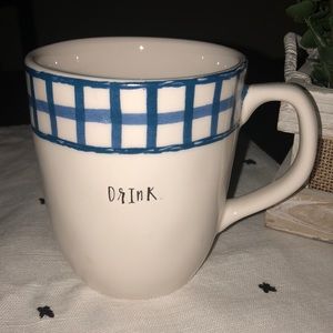 Rae Dunn ‘Drink’ mug ☕️